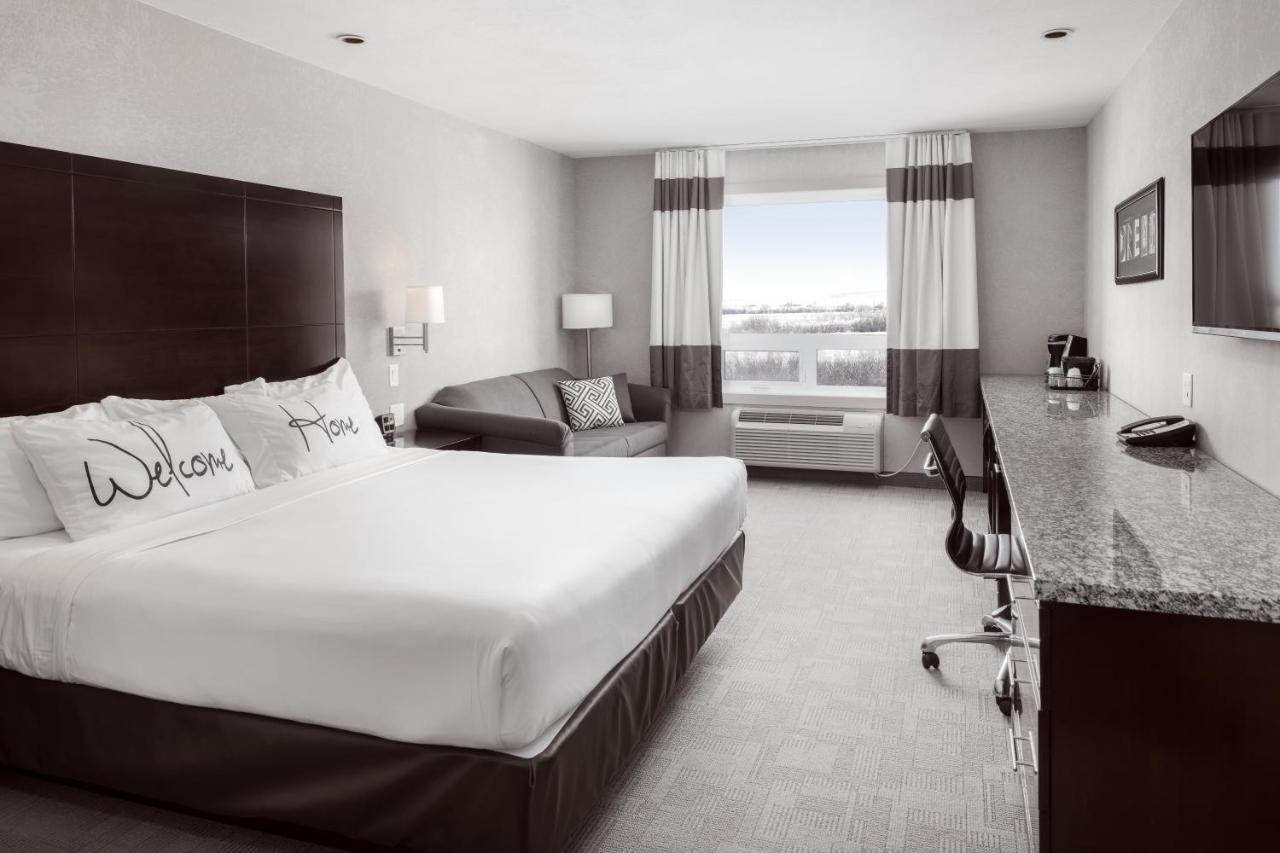 Home Inn & Suites - スウィフト・カレント エクステリア 写真